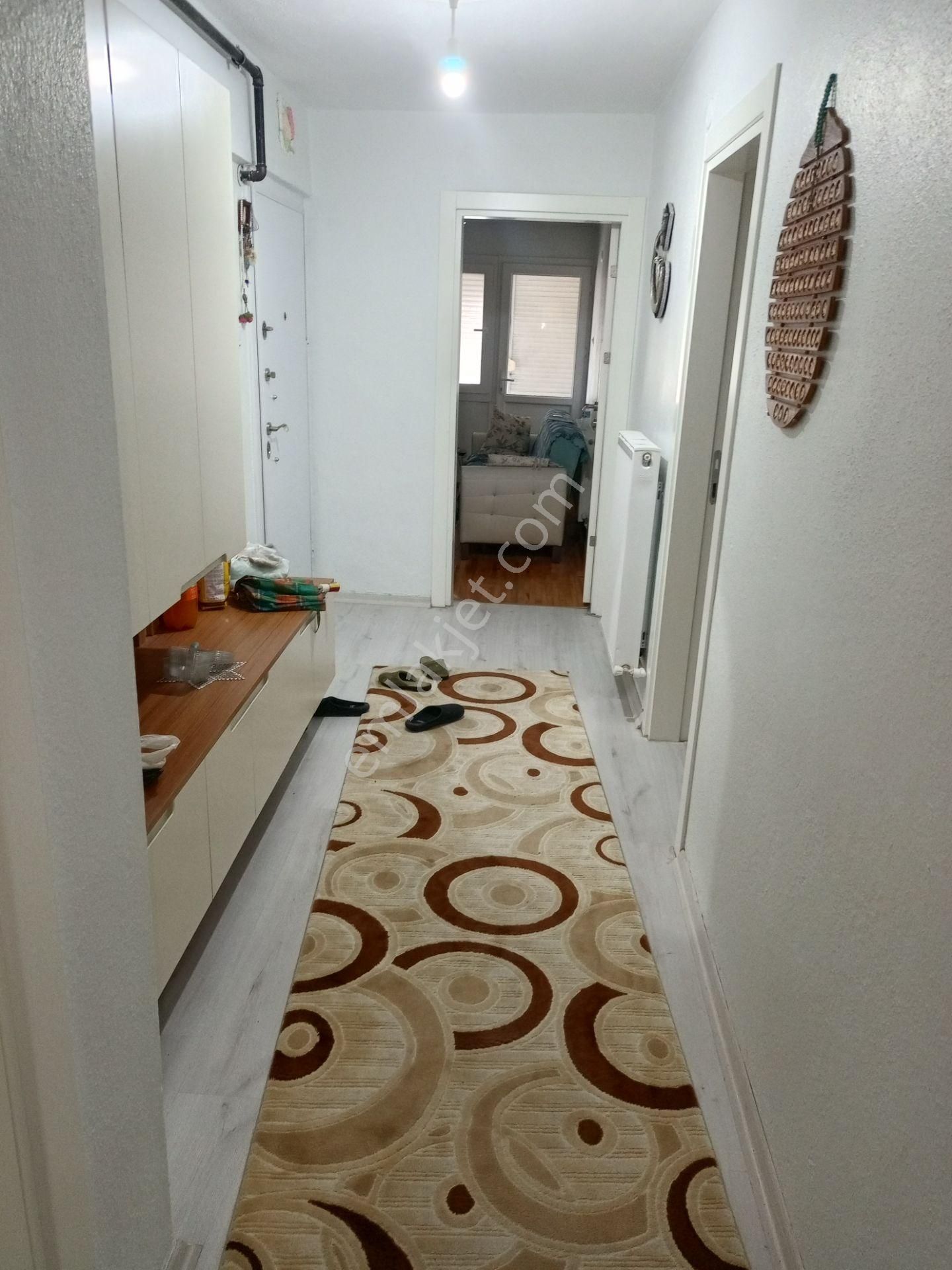 Menemen Kasımpaşa Mahallesi Çarşı Merkezde Kiralık 3+1 Ara Kat Geniş Daire - Görsel 4