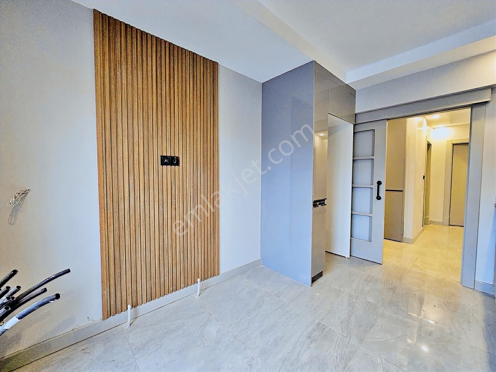 Süvari'de Sıfır Binada 3+1 Asansörlü Ebeveyn Banyolu Ön Cephe Ev - Görsel 18