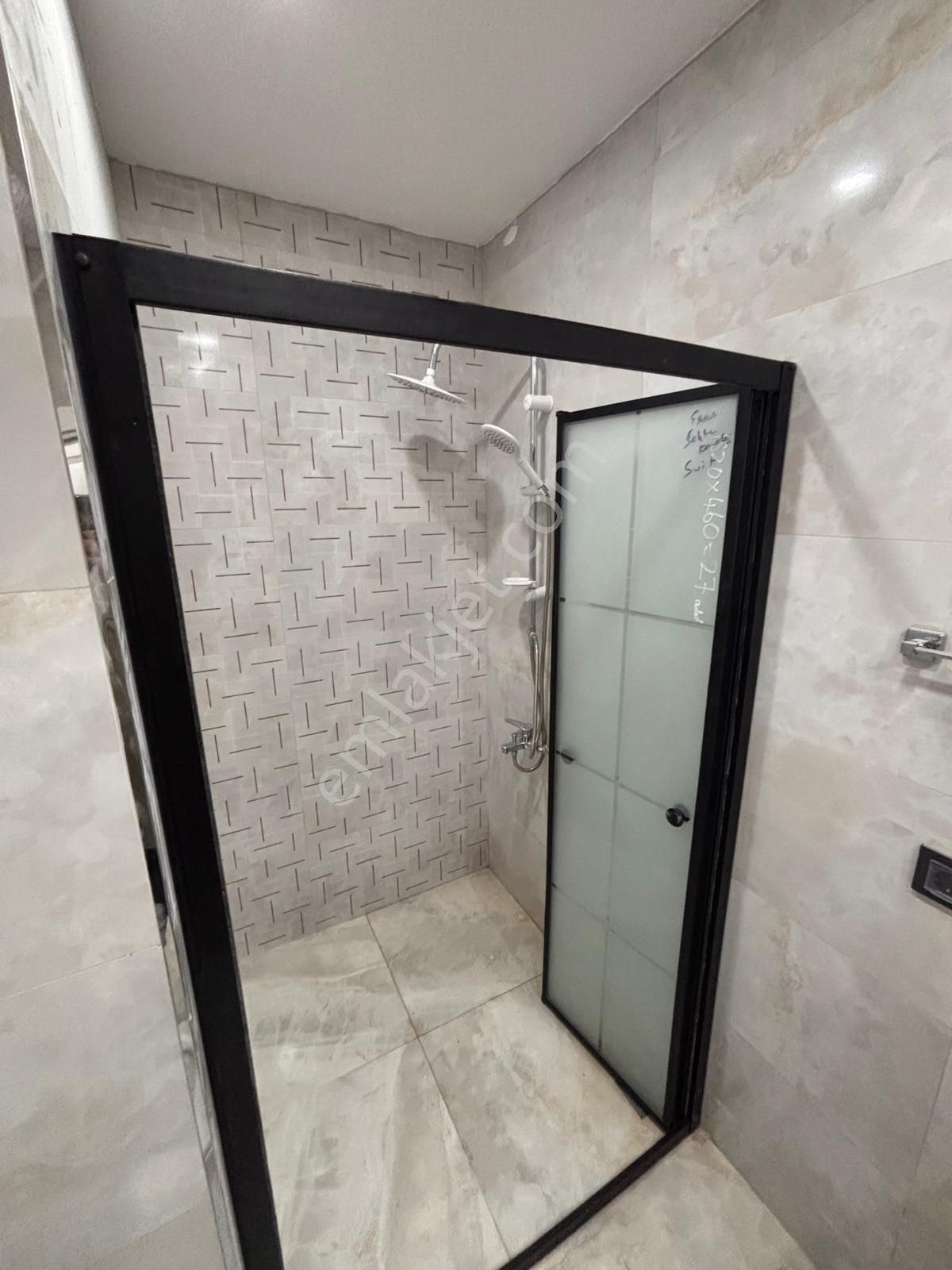 Liman Yoluna 170 Metre Müstakil Havuzlu Sıfır 3+1 Villa - Görsel 29