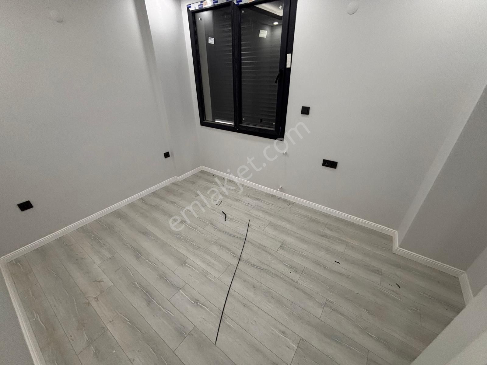 Liman Yoluna 170 Metre Müstakil Havuzlu Sıfır 3+1 Villa - Görsel 20