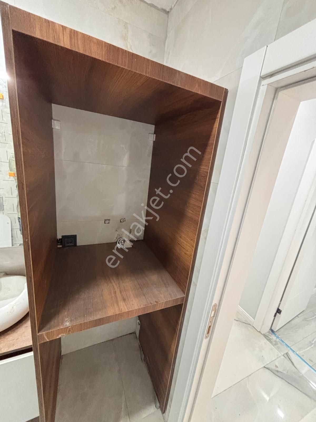 Liman Yoluna 170 Metre Müstakil Havuzlu Sıfır 3+1 Villa - Görsel 25