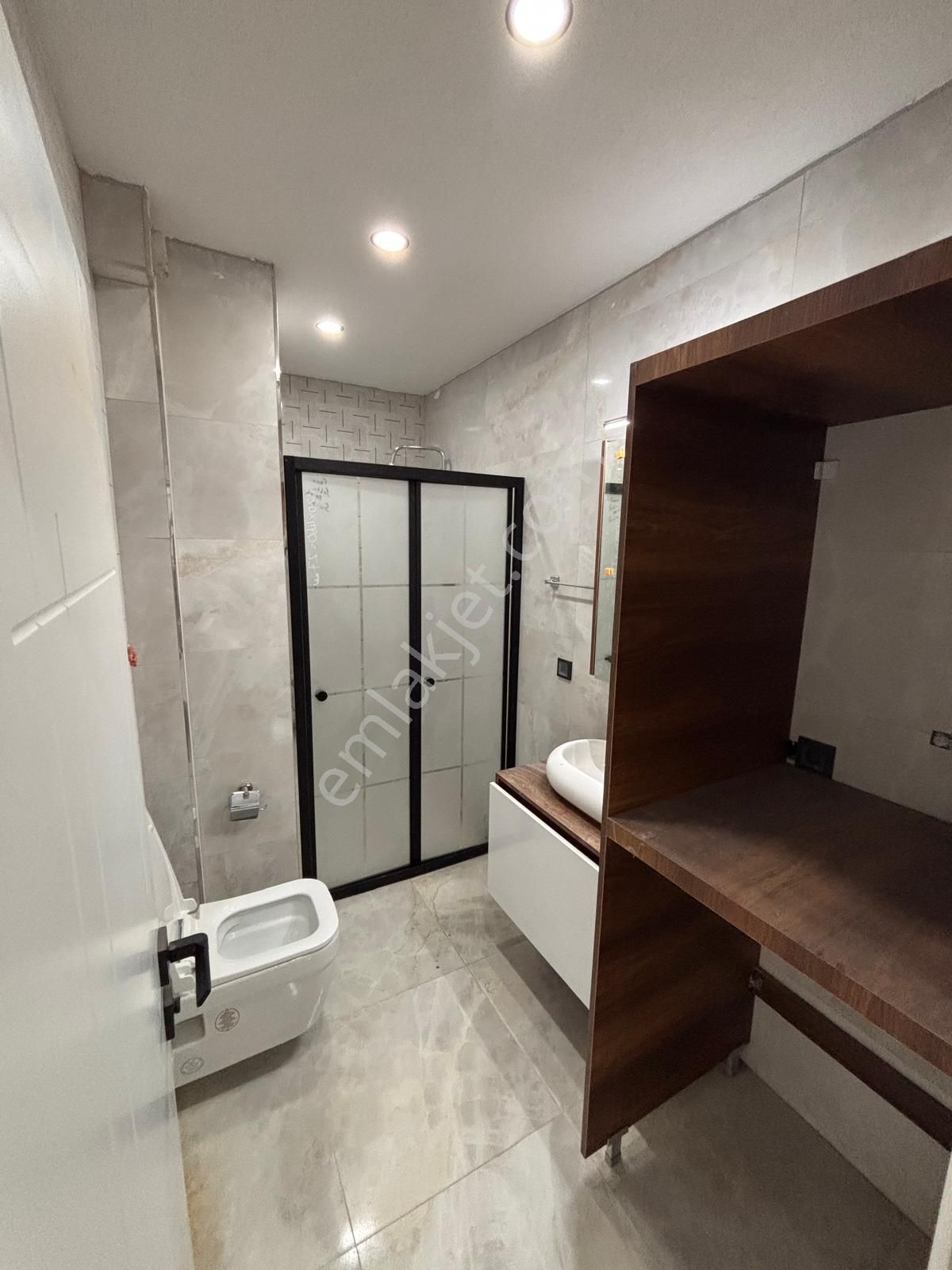 Liman Yoluna 170 Metre Müstakil Havuzlu Sıfır 3+1 Villa - Görsel 5