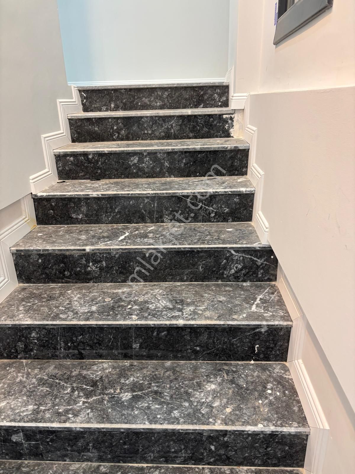 Liman Yoluna 170 Metre Müstakil Havuzlu Sıfır 3+1 Villa - Görsel 14