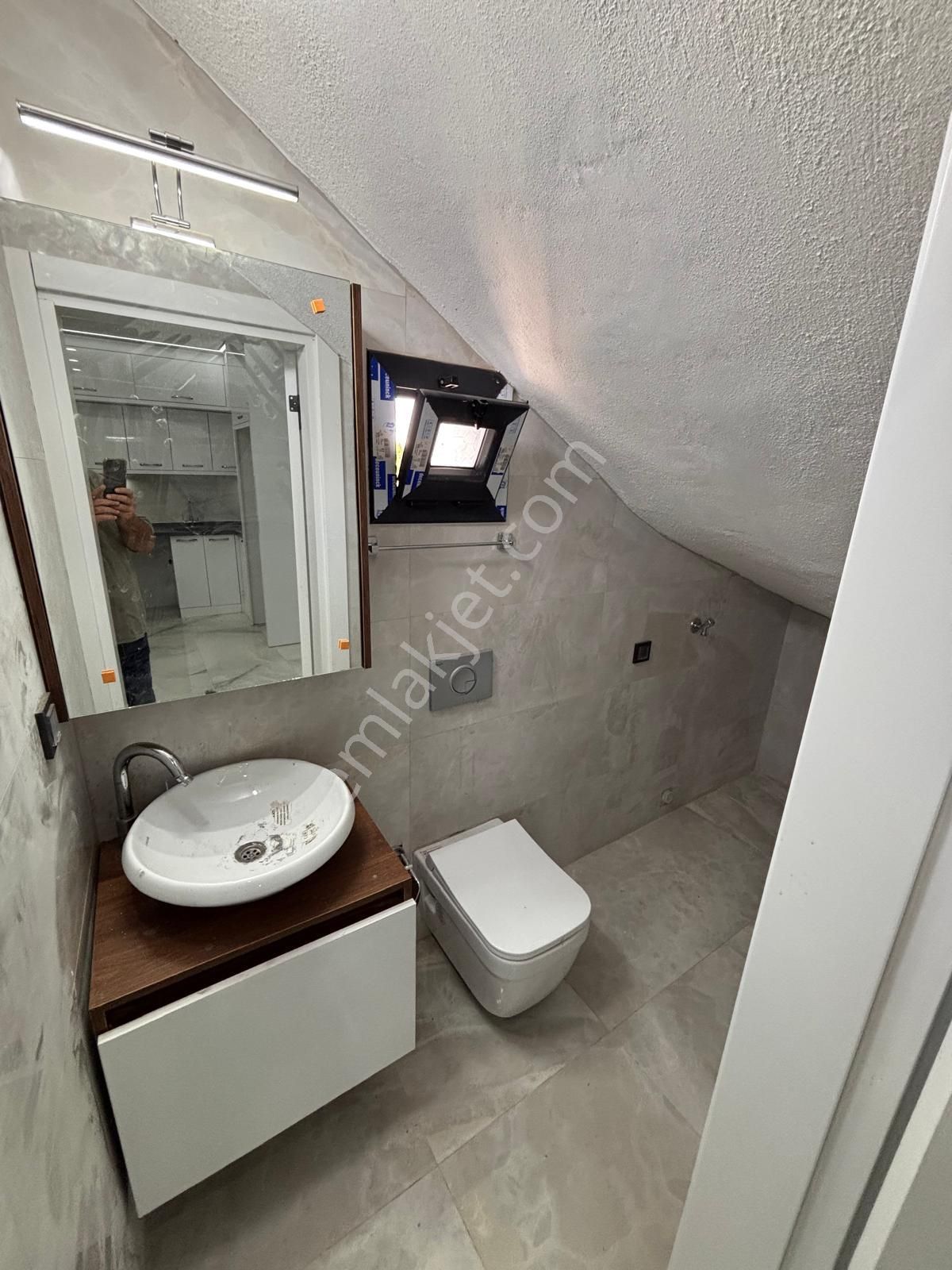 Liman Yoluna 170 Metre Müstakil Havuzlu Sıfır 3+1 Villa - Görsel 11