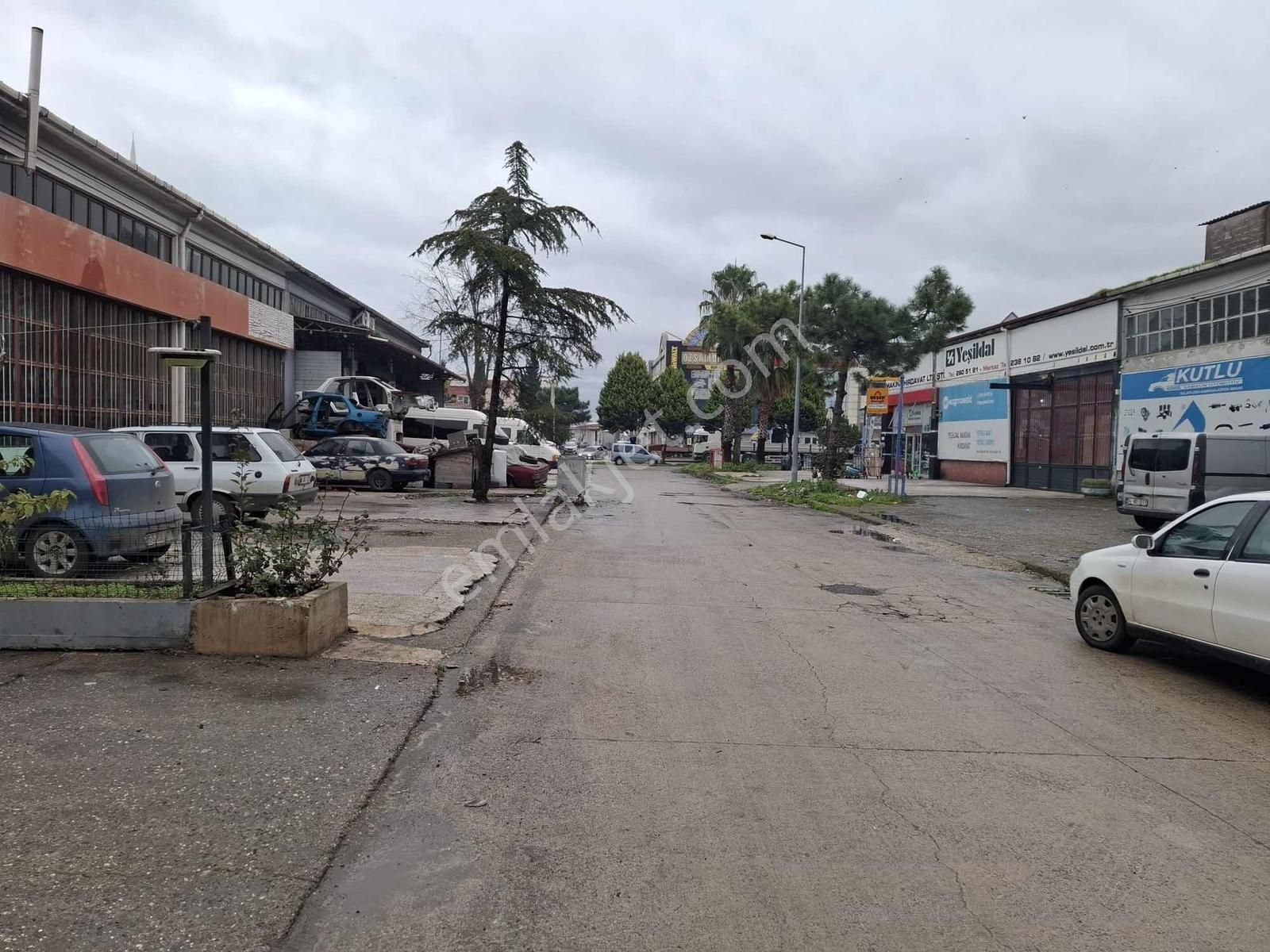 Kirazlık 19 Mayıs Sanayi Sitesinde Satılık İşyeri!!! - Görsel 3