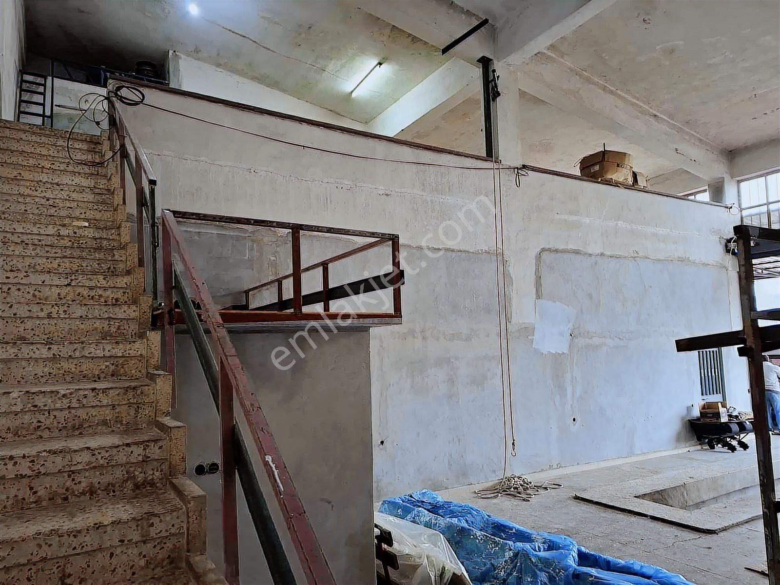 Kirazlık 19 Mayıs Sanayi Sitesinde Satılık İşyeri!!! - Görsel 8