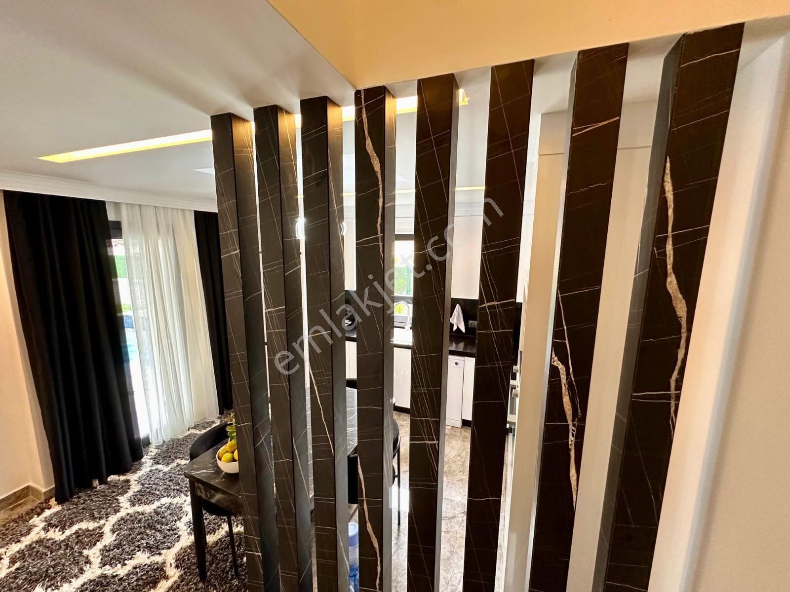 Güzelçamlı'da Tek Müstakil Özel Havuzlu 3+1 Satılık Villa - Görsel 10