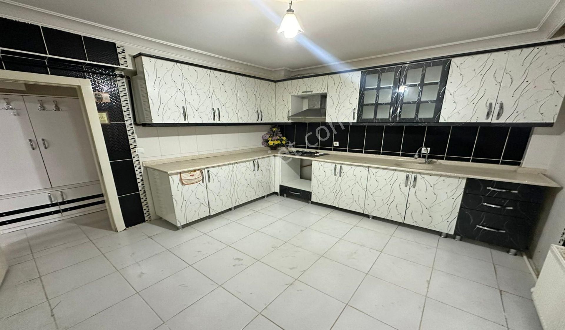 Atapark Pazar Yeri Yakını 3+1 Yeni Bina Asansörlü - Görsel 5