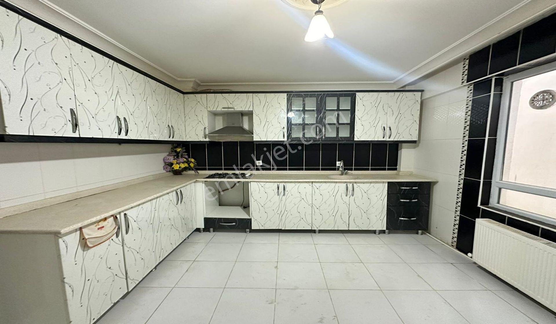 Atapark Pazar Yeri Yakını 3+1 Yeni Bina Asansörlü - Görsel 2