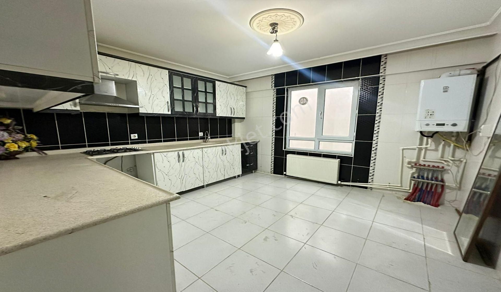 Atapark Pazar Yeri Yakını 3+1 Yeni Bina Asansörlü - Görsel 3