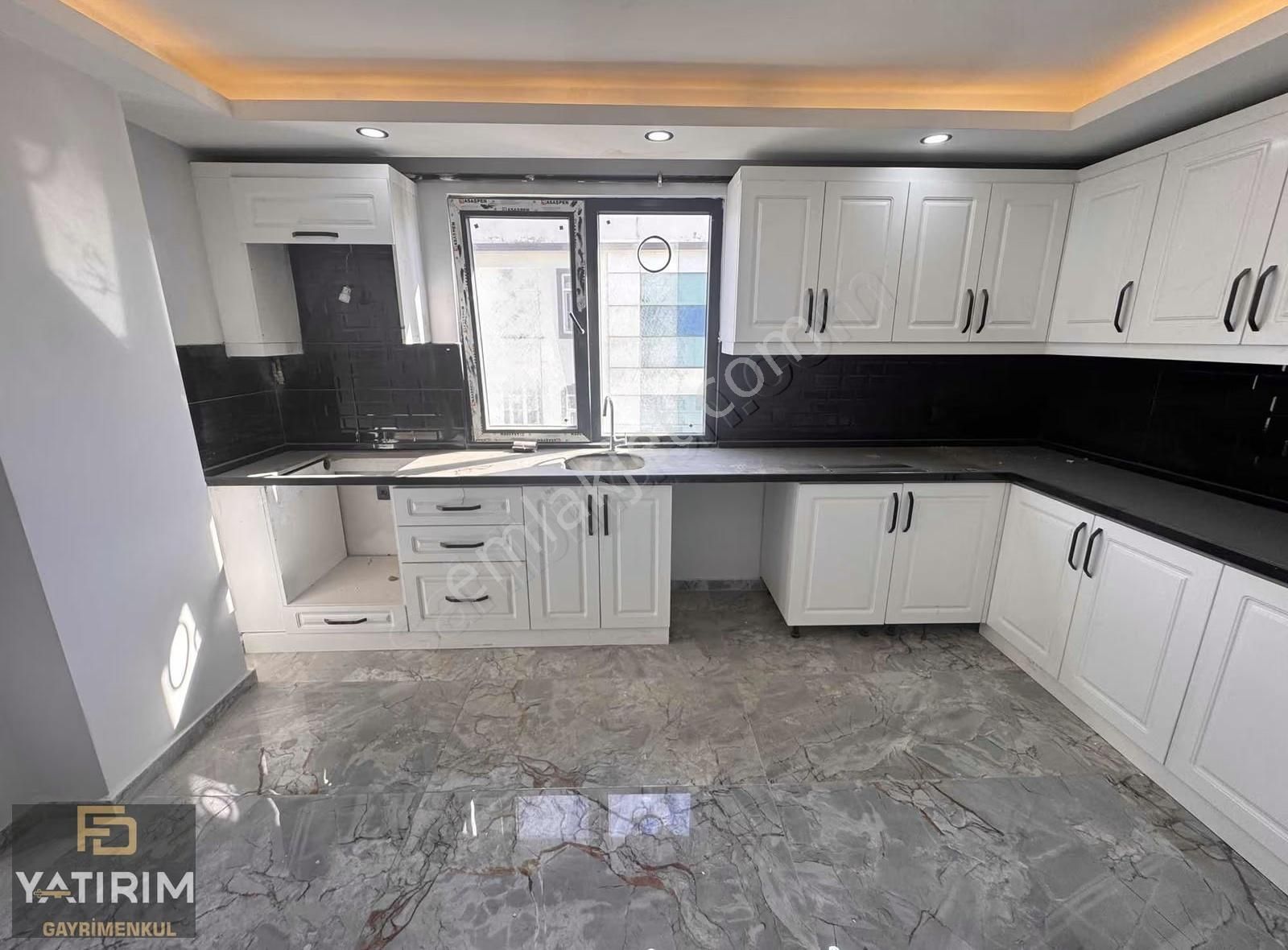 Osmangazi Merkezde Geniş Emsalsiz 4+1 200 M2 Lüx Çatı Dubleksi - Görsel 3