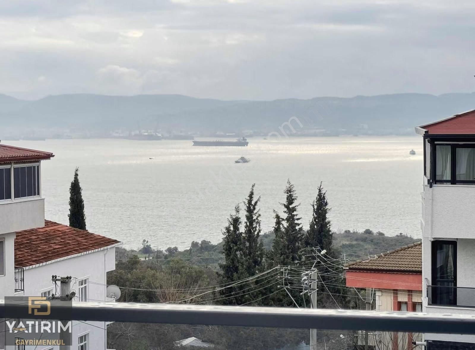 Deniz Manzaralı Asansörlü K.otopark 3+1 200 M2 Çatı Dubleksi