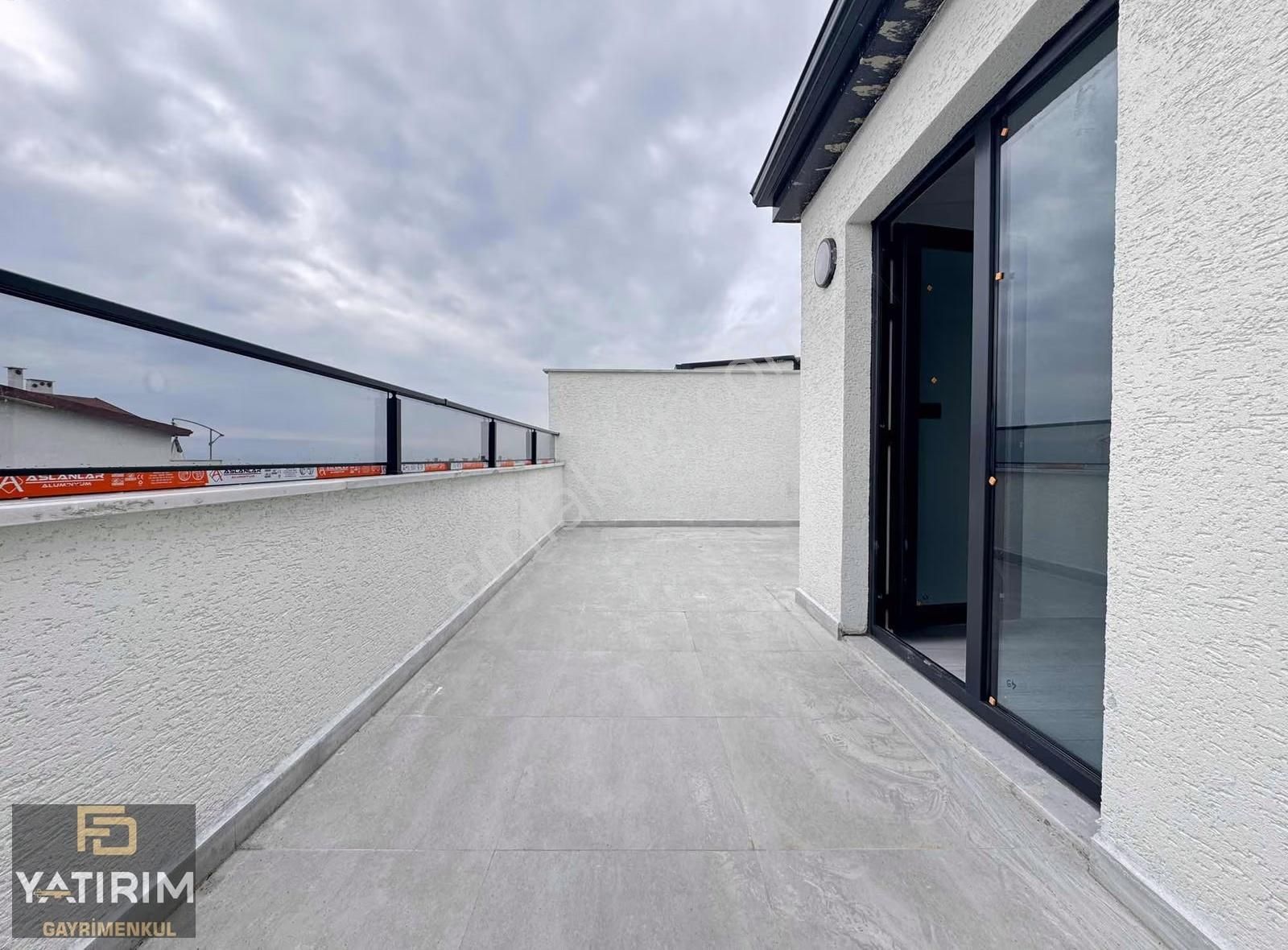 Deniz Manzaralı Asansörlü K.otopark 3+1 200 M2 Çatı Dubleksi - Görsel 8