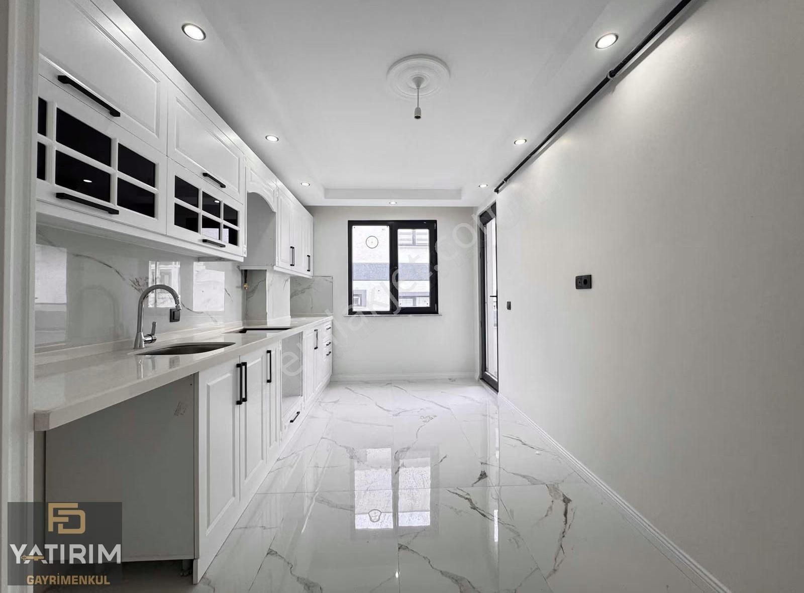 Deniz Manzaralı Asansörlü K.otopark 3+1 200 M2 Çatı Dubleksi - Görsel 23