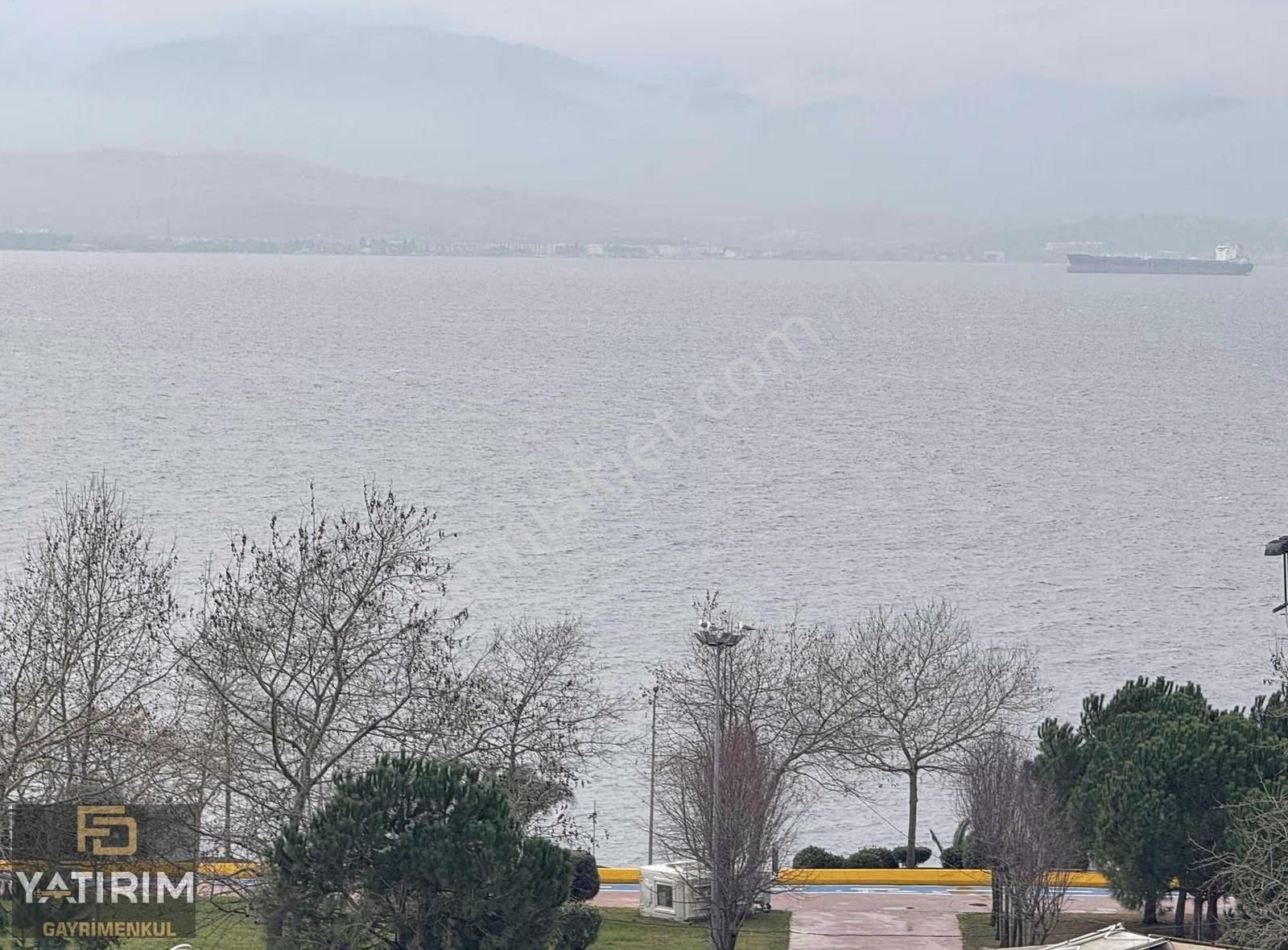 Cami Mahallesi Deniz Gören Asansörlü 4+1 200 M2 Çatı Dubleks