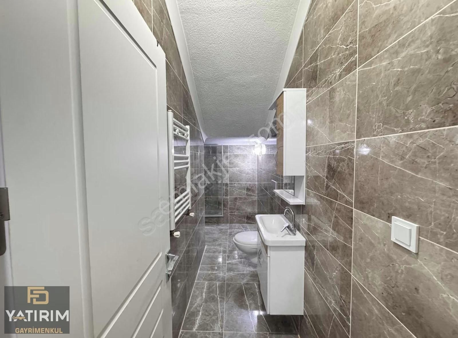 Cami Mahallesi Deniz Gören Asansörlü 4+1 200 M2 Çatı Dubleks - Görsel 3