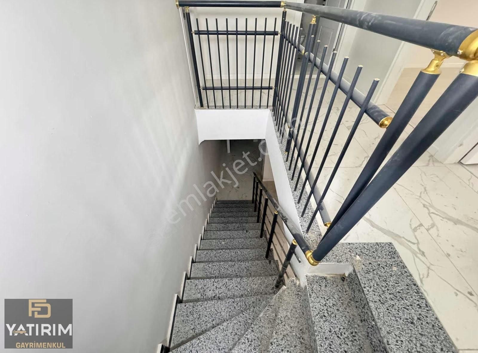 Gebze İstasyon Marmaray Yakını 5+1 235 M2 Fırsat Çatı Dubleks - Görsel 8