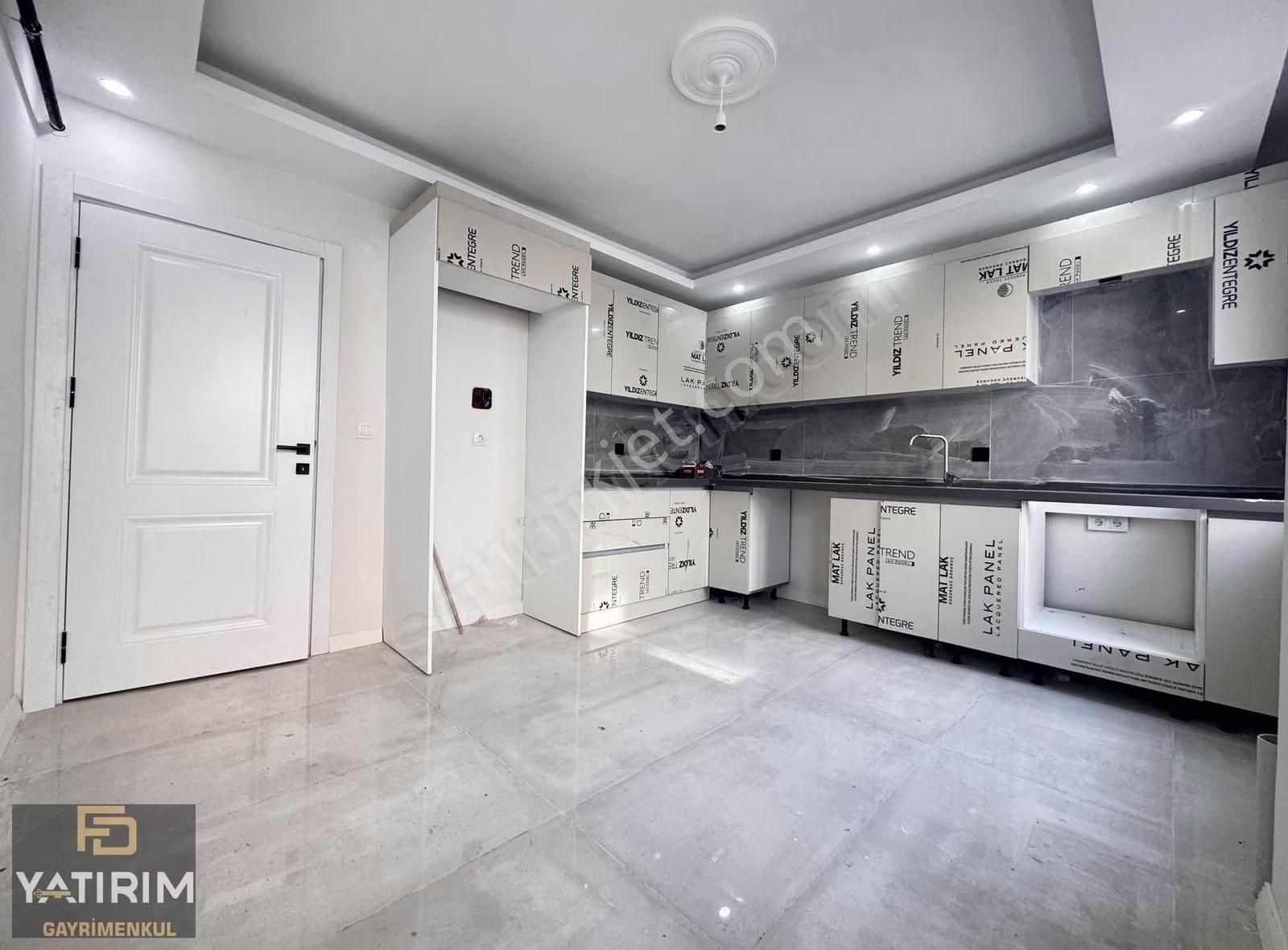 Sırasöğütler Marmaray Yakını Geniş 4+1 200 M2 Çatı Dubleksi - Görsel 19