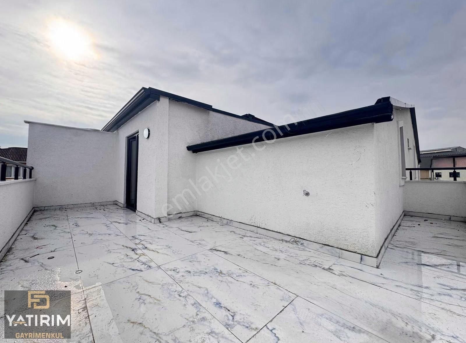 Sırasöğütler Marmaray Yakını Geniş 4+1 200 M2 Çatı Dubleksi - Görsel 6