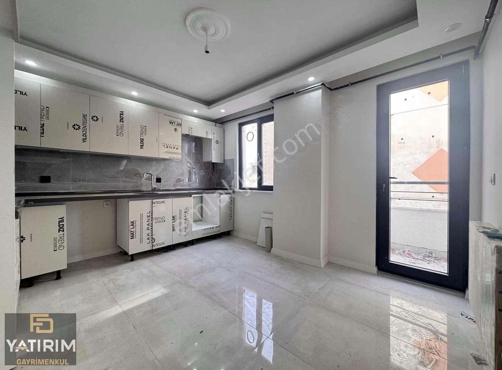 Sırasöğütler Marmaray Yakını Geniş 4+1 200 M2 Çatı Dubleksi - Görsel 11