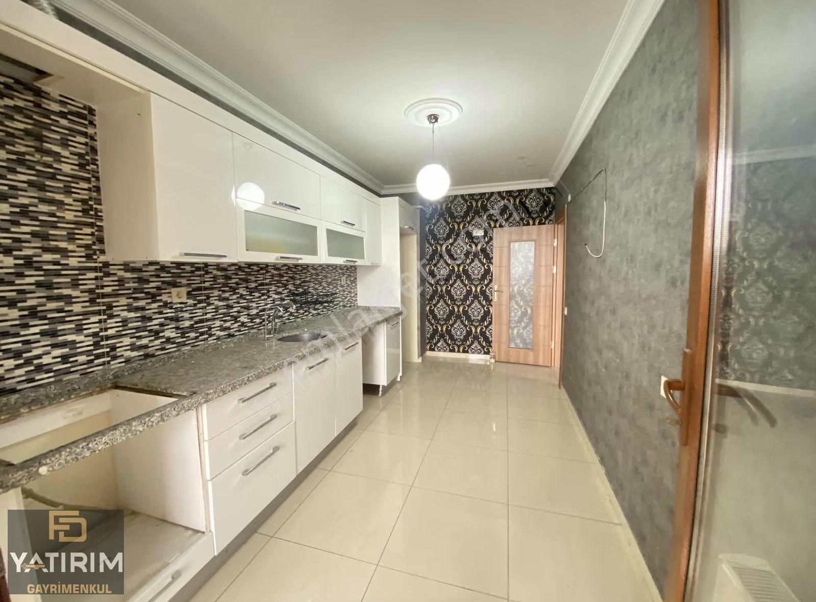 Cami Mah. Sindoma Sitesinde Deniz Manzaralı 5+1 250m2 Dubleks - Görsel 24