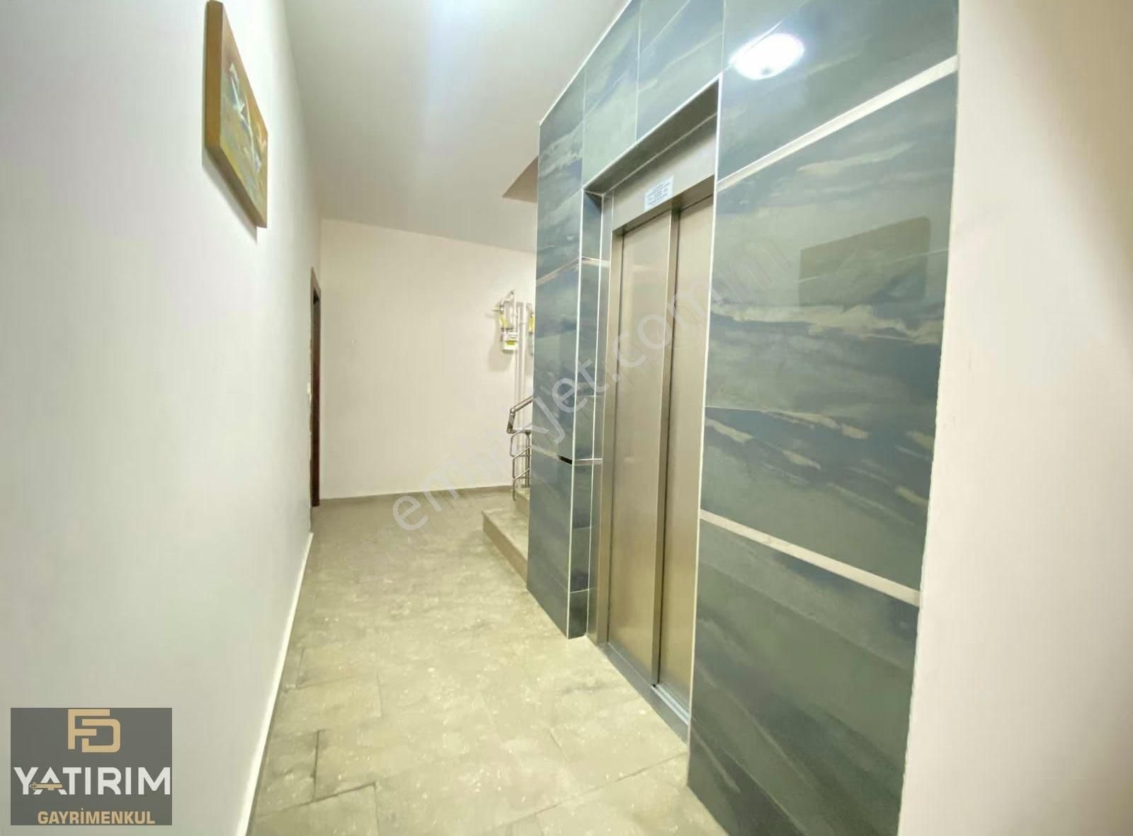 Cami Mah. Sindoma Sitesinde Deniz Manzaralı 5+1 250m2 Dubleks - Görsel 22