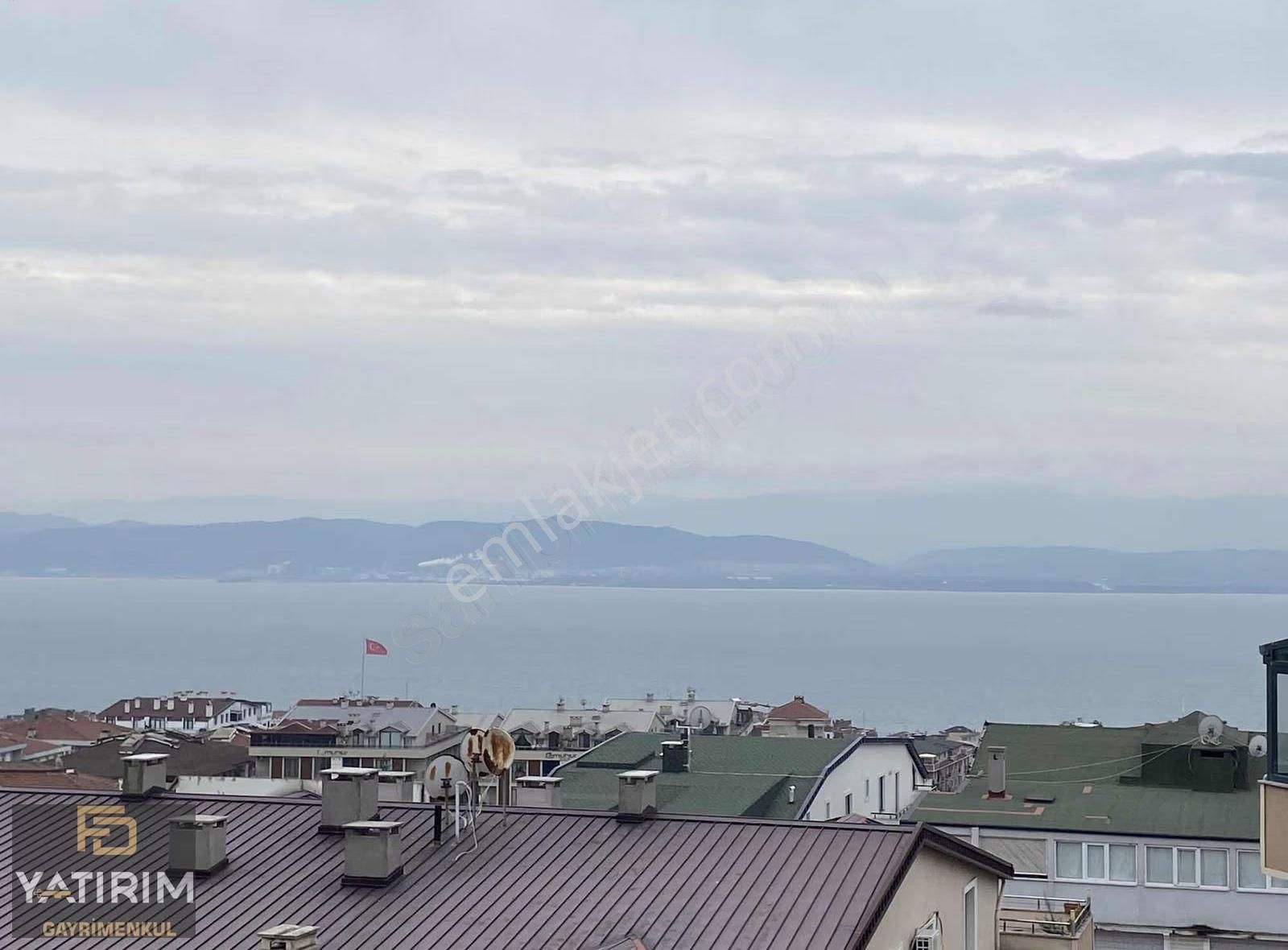 Cami Mah. Sindoma Sitesinde Deniz Manzaralı 5+1 250m2 Dubleks - Görsel 33