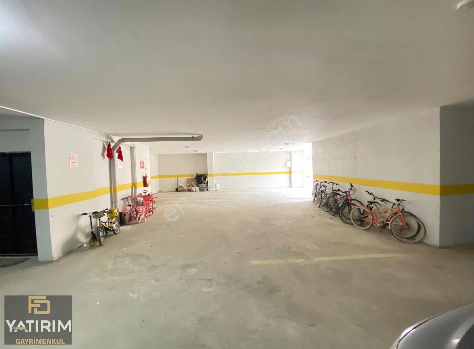 Cami Mah. Sindoma Sitesinde Deniz Manzaralı 5+1 250m2 Dubleks - Görsel 17