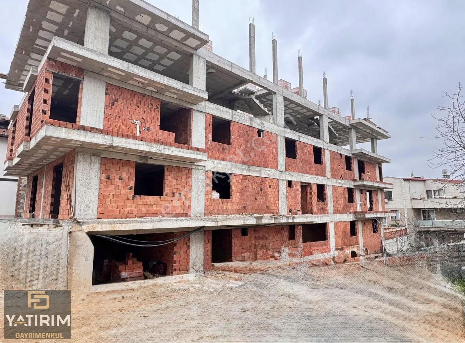 Cami Mahallesi Sahil Yakını 4+1 200 M2 Asansörlü Bahçe Dubleksi