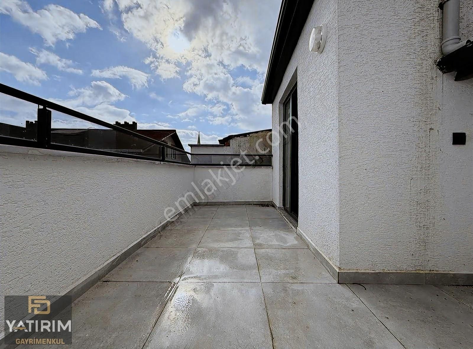 Tuzla Caddesi Yakını 4+1 185 M2 Lüks Çatı Dubleksi - Görsel 5