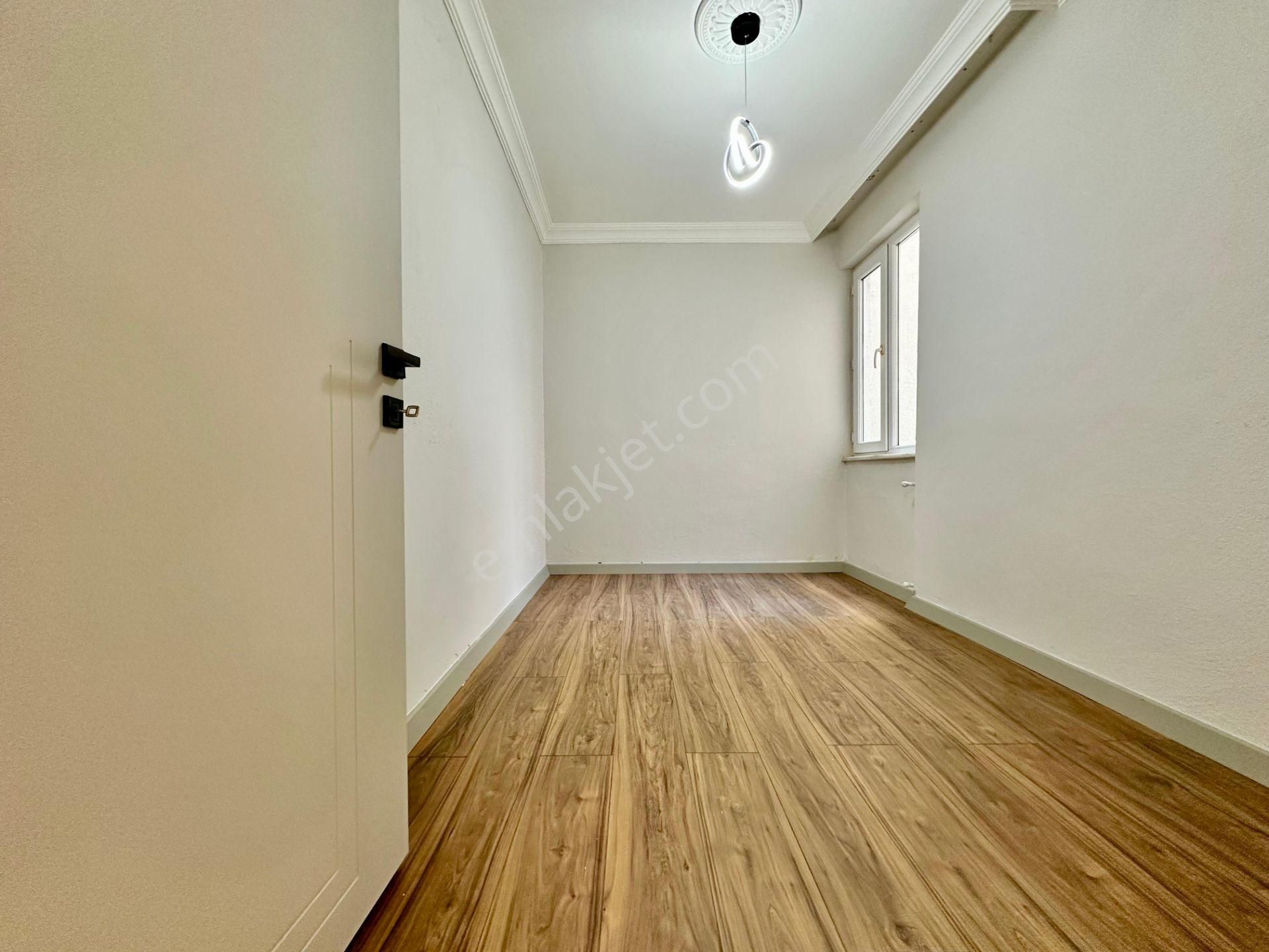 ꧁ay Emlaktan꧁akçay Merkezde İçi Komple Yenilenmiş Ultra Lüks Tasarım Giriş Üstü Satılık 2+1 Daire - Görsel 21