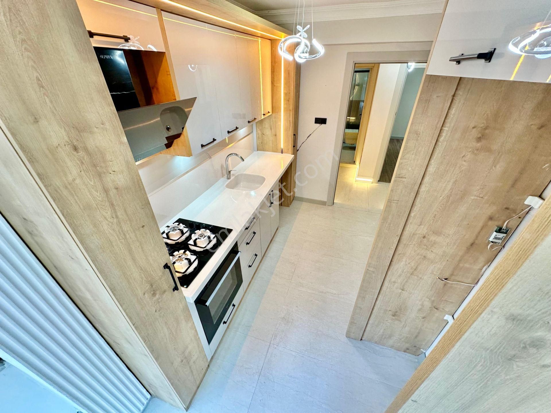 ꧁ay Emlaktan꧁akçay Merkezde İçi Komple Yenilenmiş Ultra Lüks Tasarım Giriş Üstü Satılık 2+1 Daire - Görsel 3