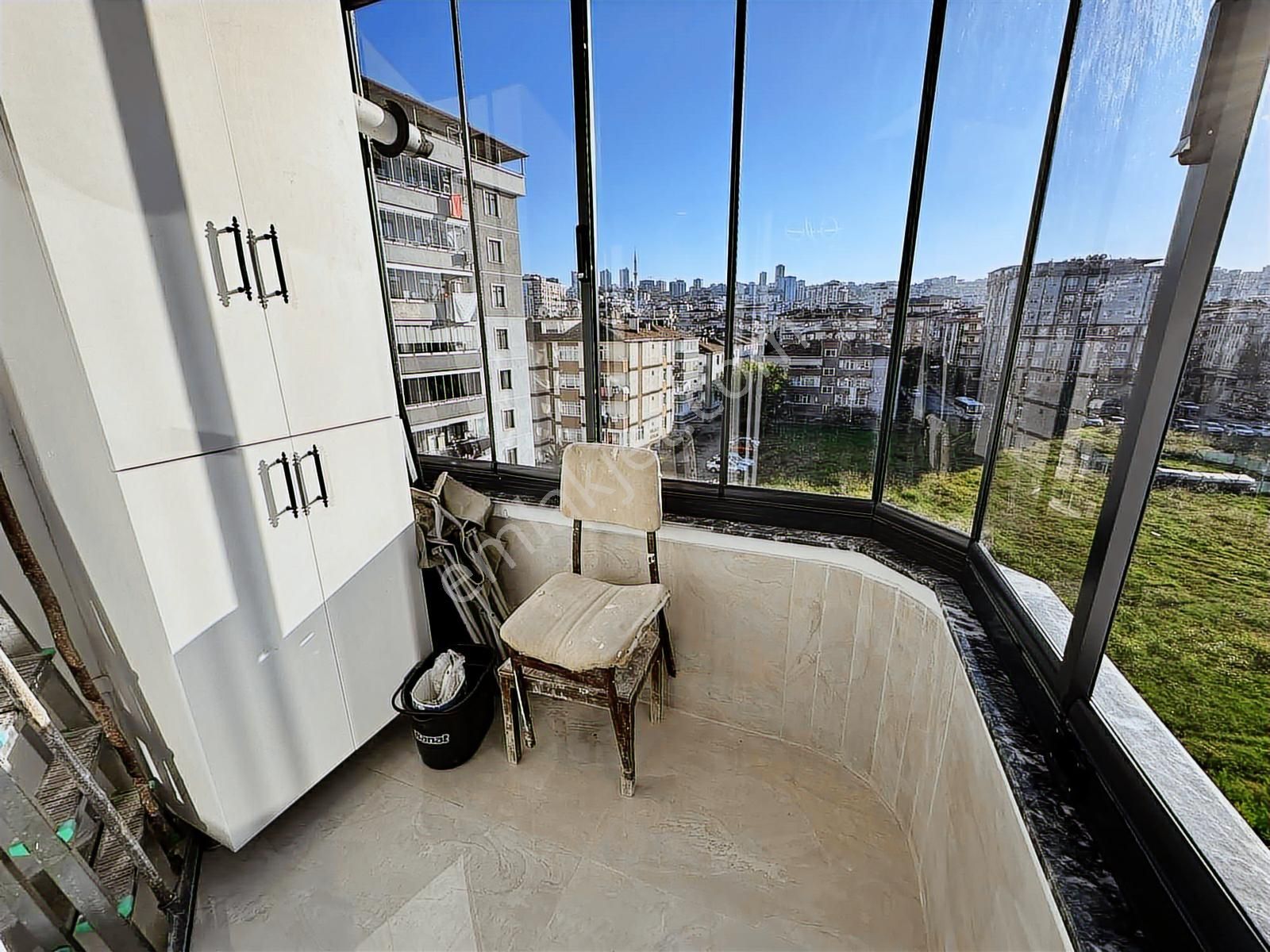 Alan Emlak; Full Kredi, İçi Full Yenilendi,tramvay Alt. Asansör - Görsel 10