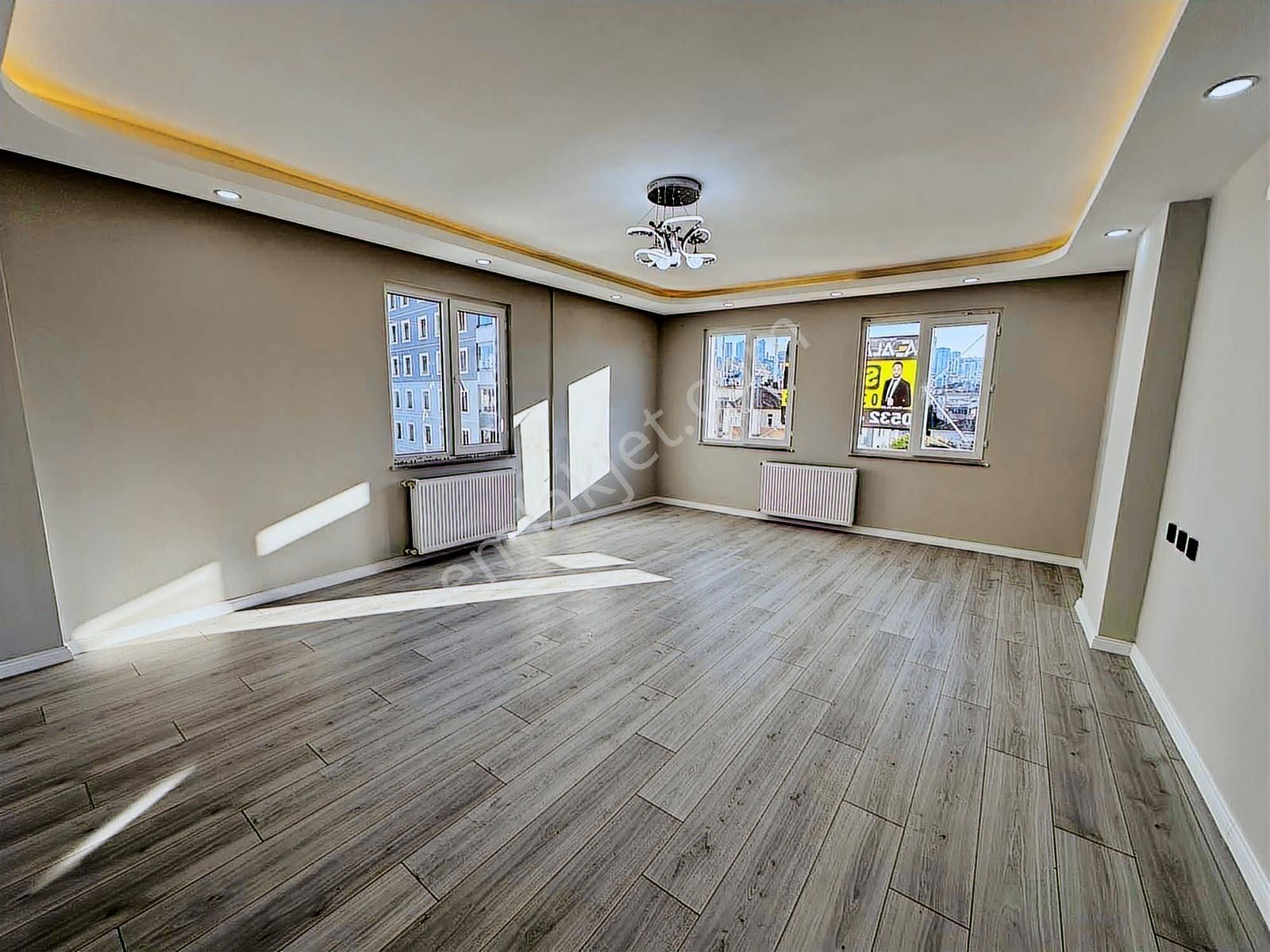 Alan Emlak; Full Kredi, İçi Full Yenilendi,tramvay Alt. Asansör - Görsel 4