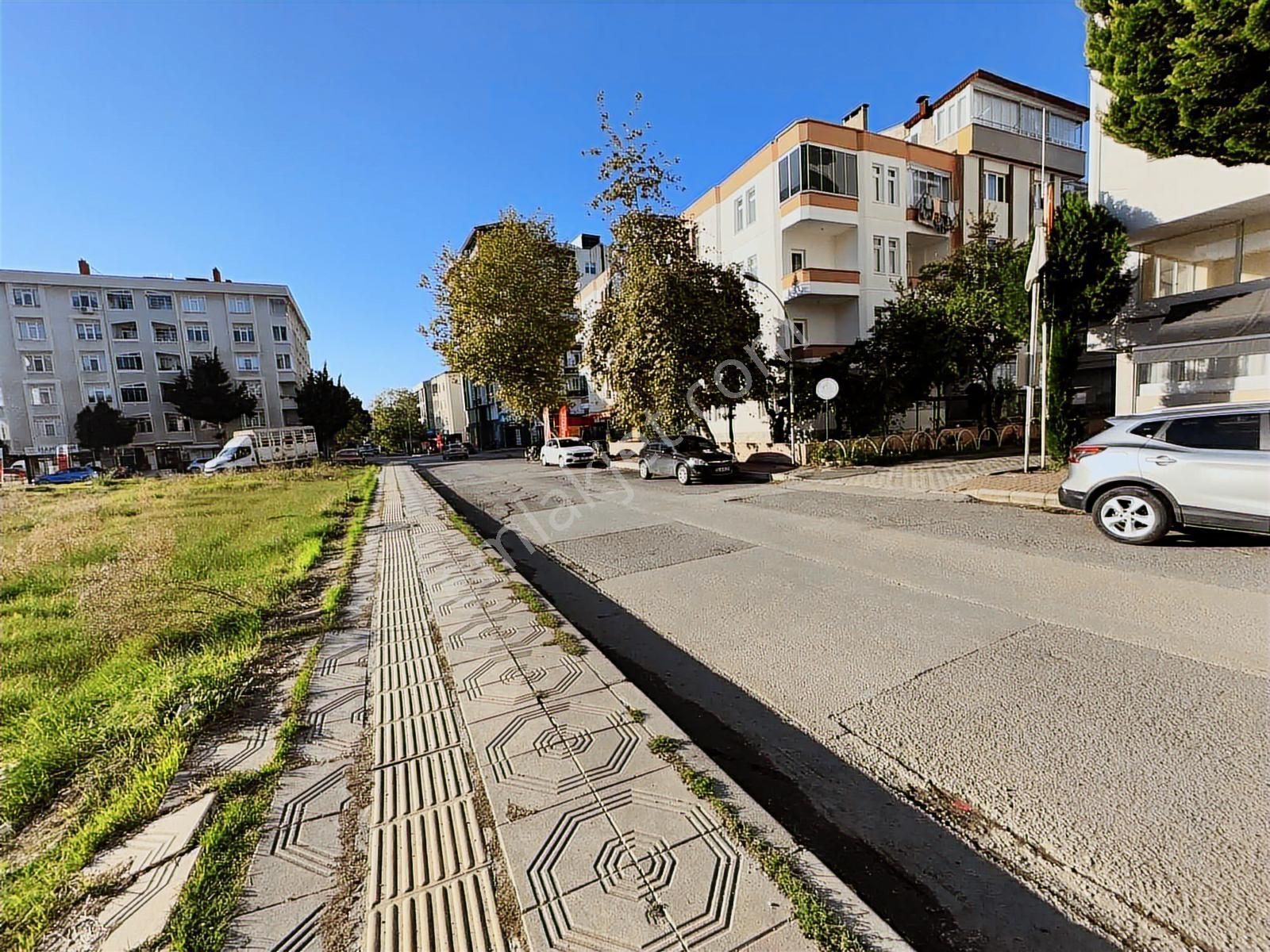 Alan Emlak; Full Kredi, İçi Full Yenilendi,tramvay Alt. Asansör - Görsel 14