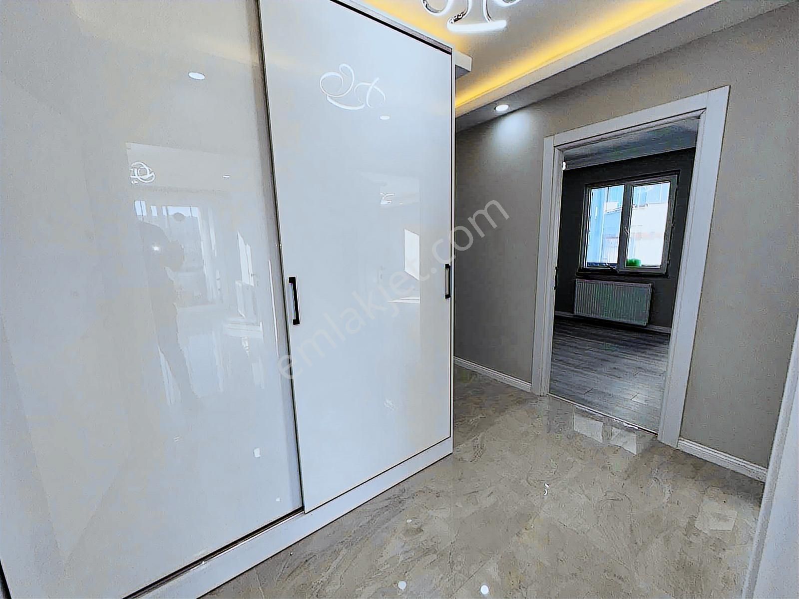 Alan Emlak; Full Kredi, İçi Full Yenilendi,tramvay Alt. Asansör - Görsel 22