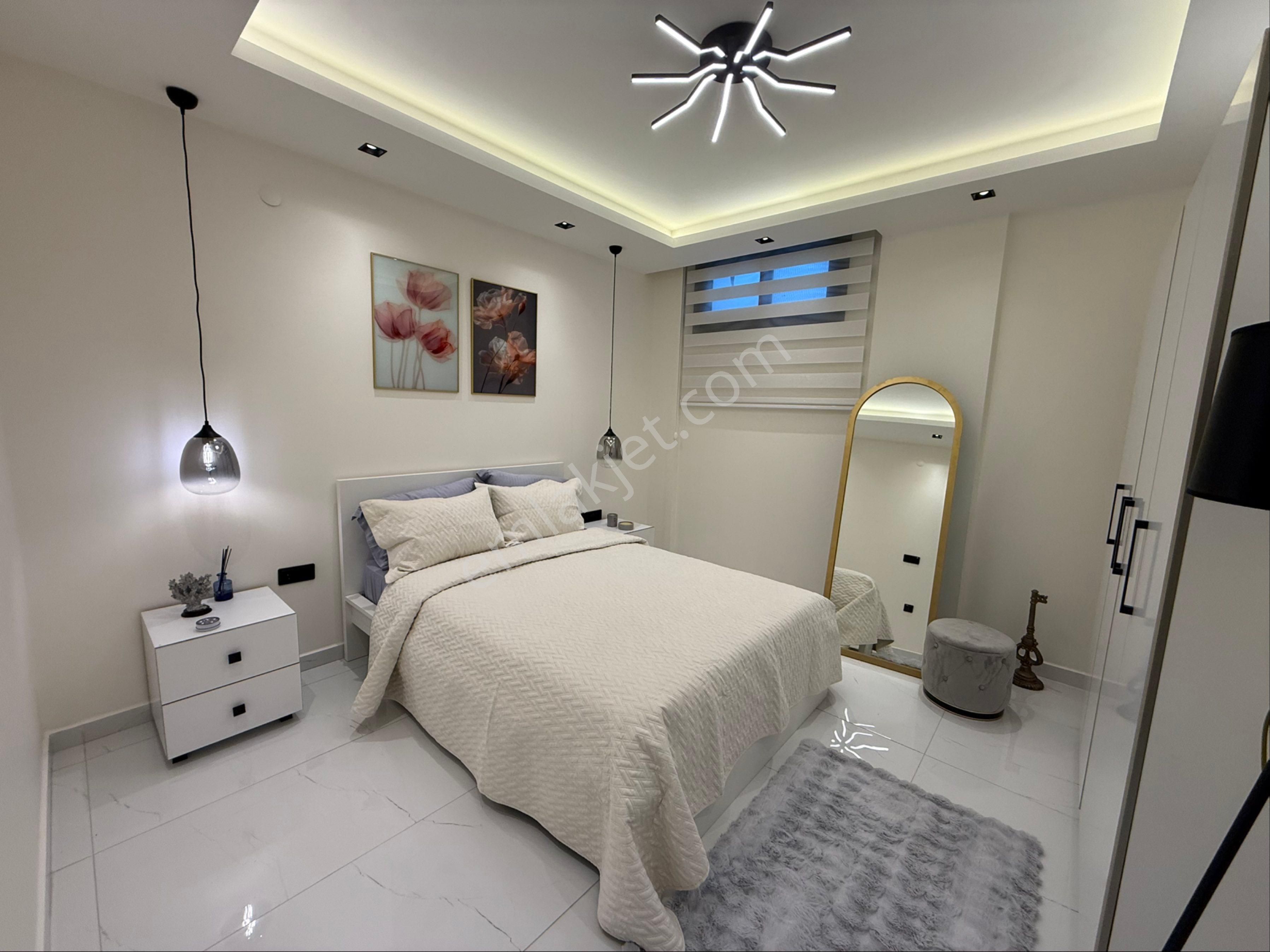 Kuşadası Davutlarda Satılık Deniz Manzaralı 5+2 Özel Havuzlu Villa - Görsel 35