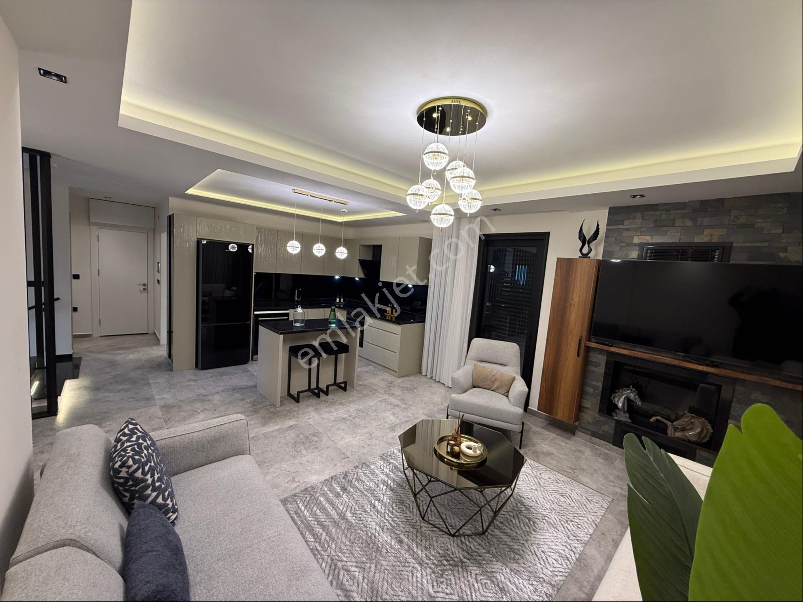 Kuşadası Davutlarda Satılık Deniz Manzaralı 5+2 Özel Havuzlu Villa - Görsel 29
