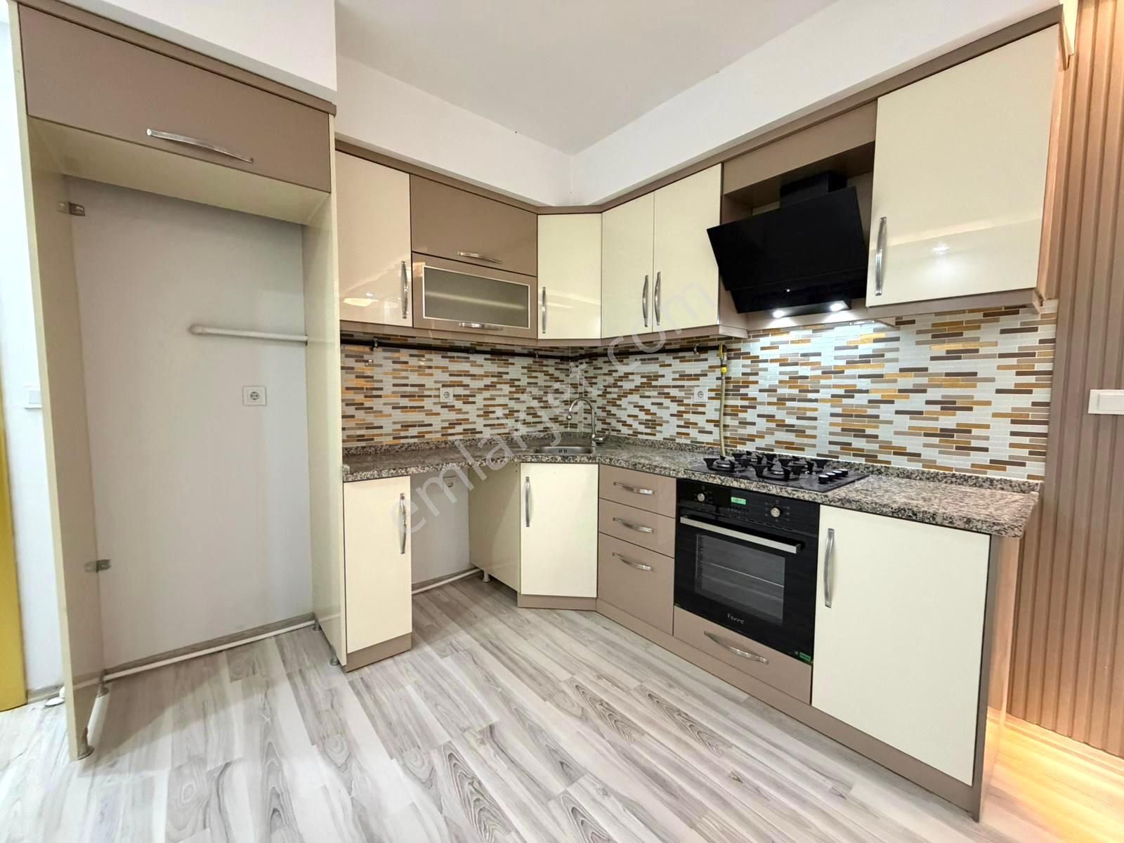 🏡 Referans'tan Altınkum'da Doğalgazlı Modern Yapılı Asansörlü Açık Mutfak 2+1 Daire