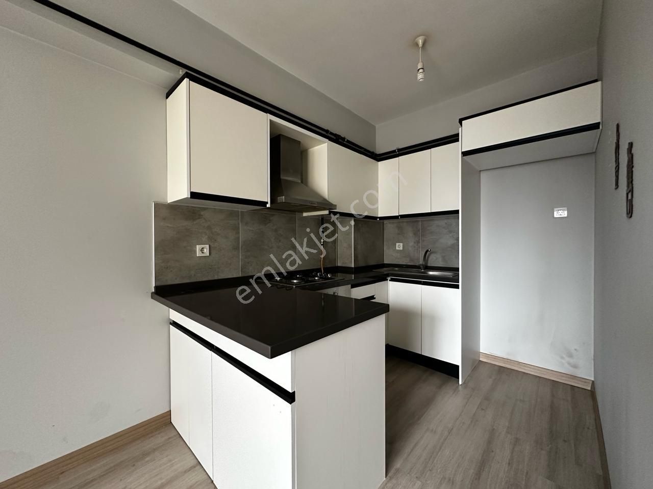 Çanakkale Kepez Hamidiye Mah. Site İçi Geniş Kiralık 1+1 Daire! - Görsel 12