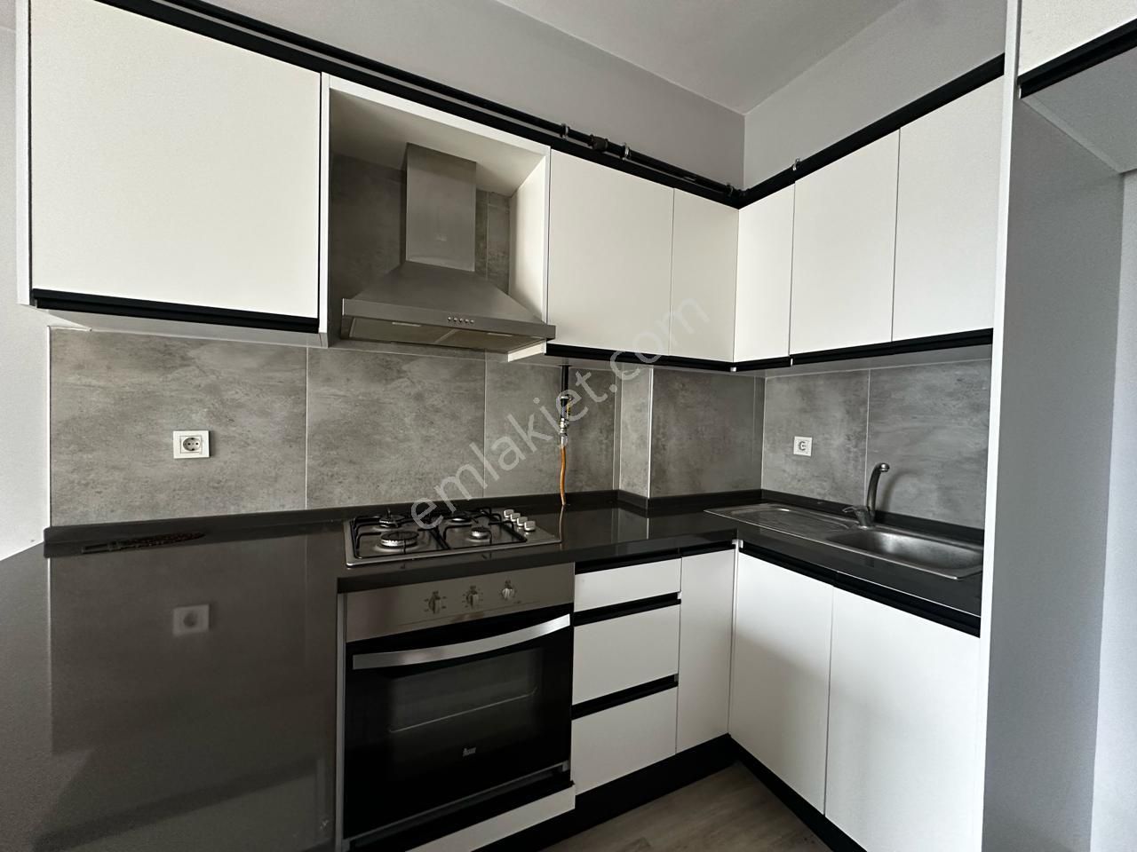 Çanakkale Kepez Hamidiye Mah. Site İçi Geniş Kiralık 1+1 Daire! - Görsel 9