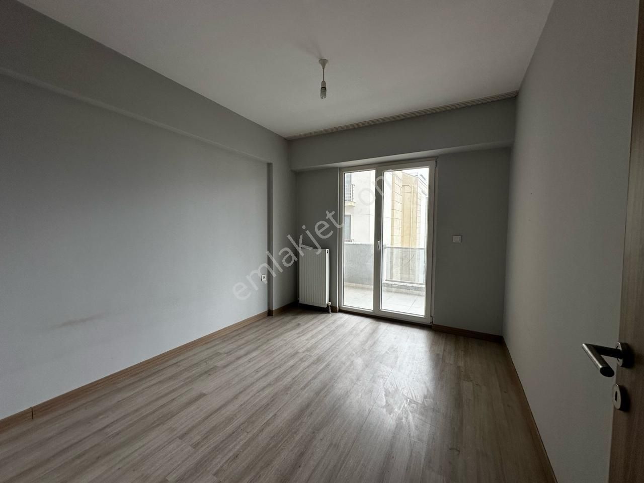 Çanakkale Kepez Hamidiye Mah. Site İçi Geniş Kiralık 1+1 Daire! - Görsel 15