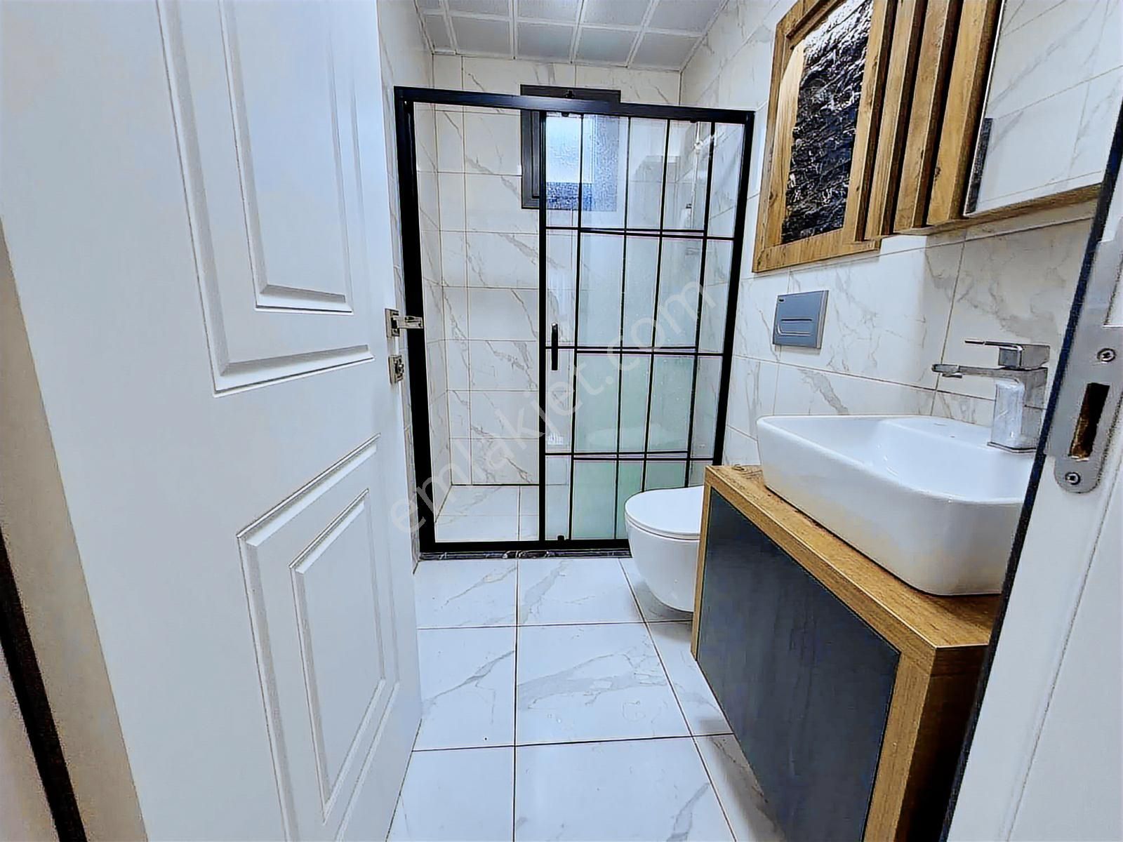 Kuşadası Davutlar'da Tek Müstakil Havuzlu Satılık 3+1 Villa - Görsel 27