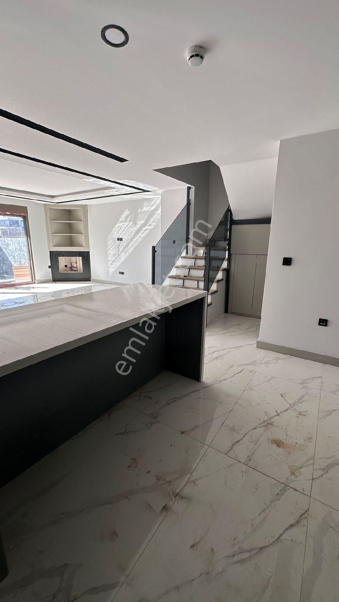 Ermenek Te Lüks Sitede Villa - Görsel 16