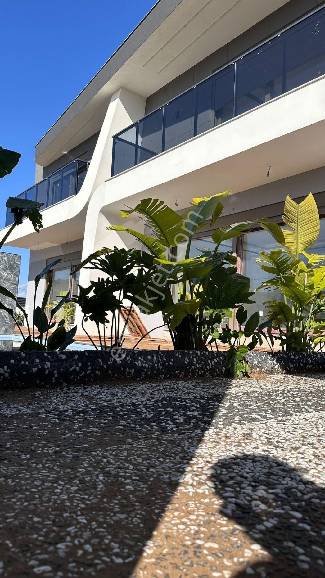 Ermenek Te Lüks Sitede Villa - Görsel 12