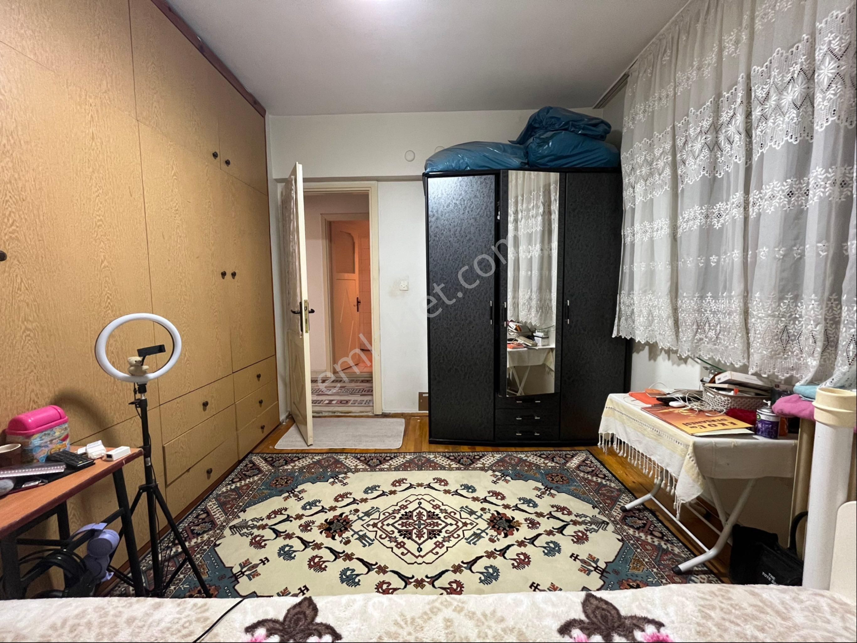 Kıbrıs Şehitler Cadde Üzeri 3+1 Fırsat Daire - Görsel 12