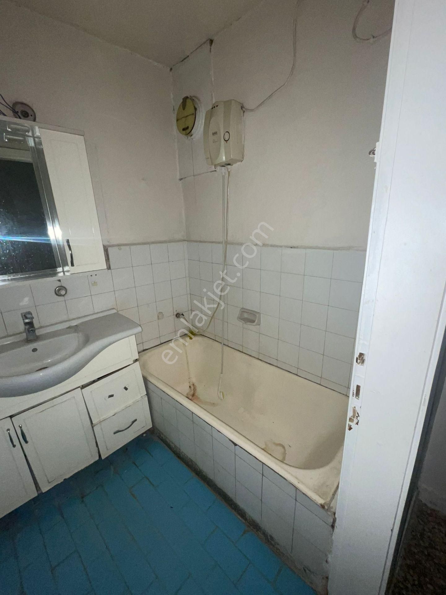 İzmir Konak Merkezde Kiralık Daire - Görsel 13