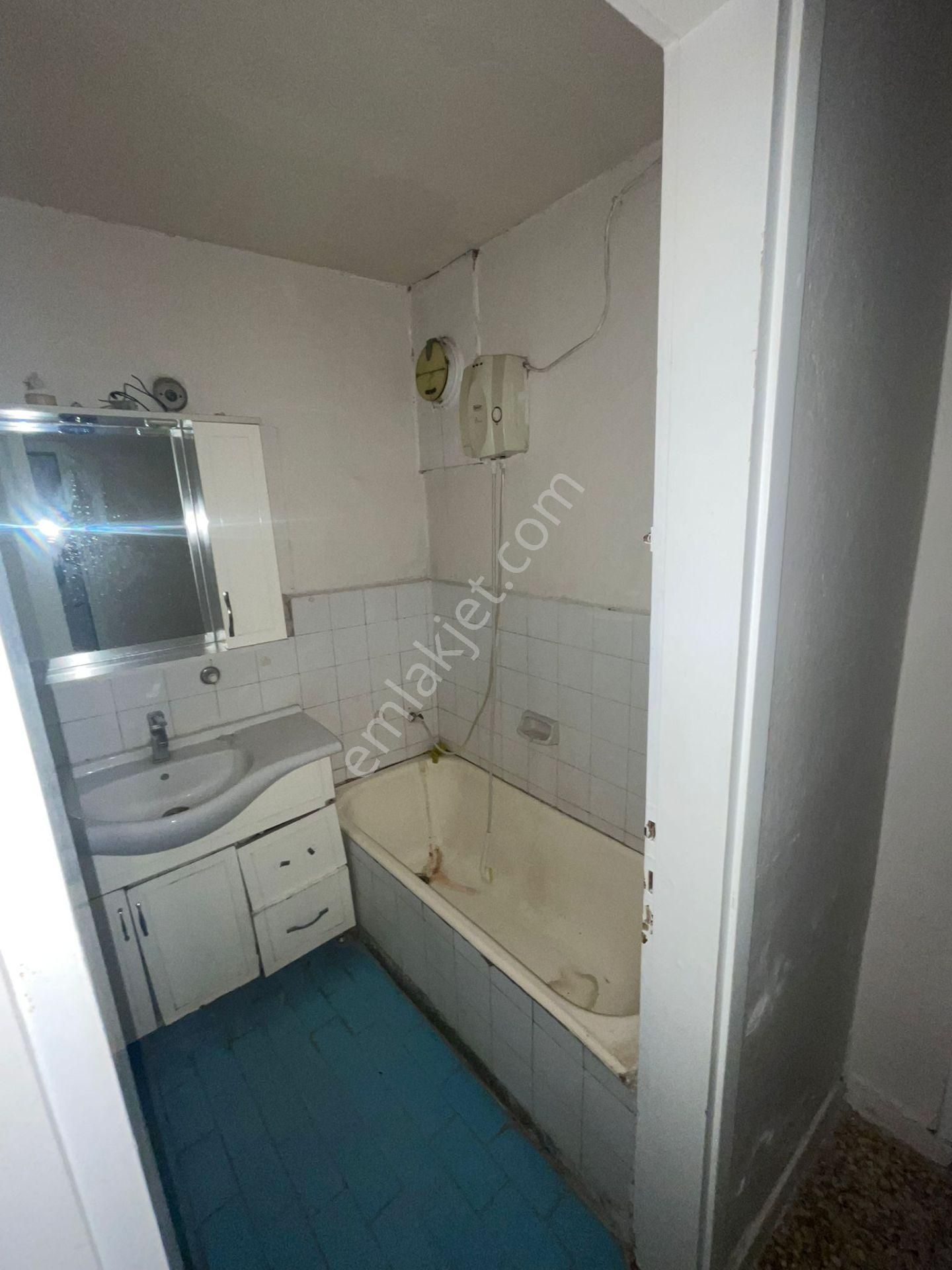 İzmir Konak Merkezde Kiralık Daire - Görsel 15