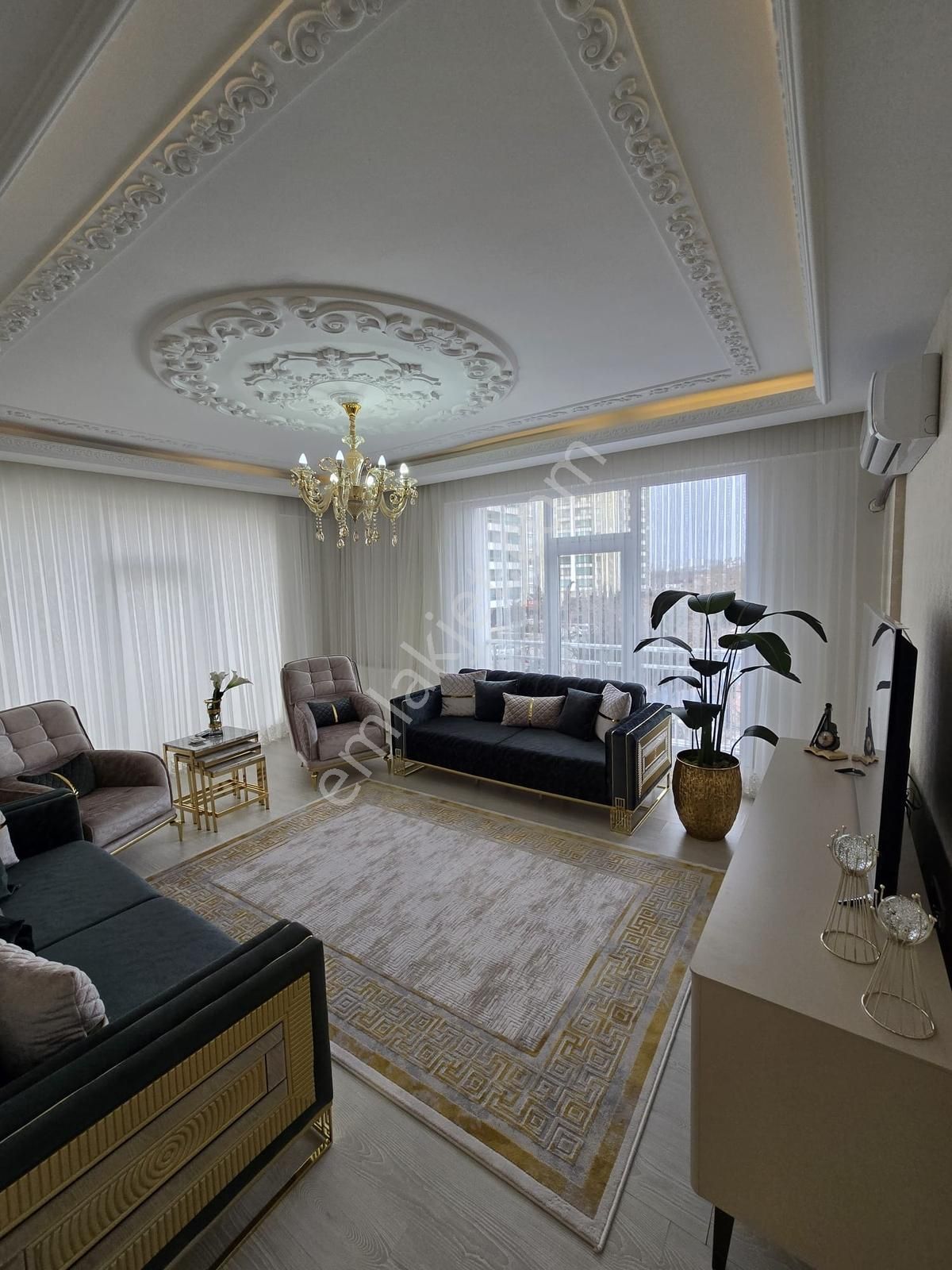 Talaytepe Şehir Hastanesine Yakın Güneş Dügün Salonu Yanı