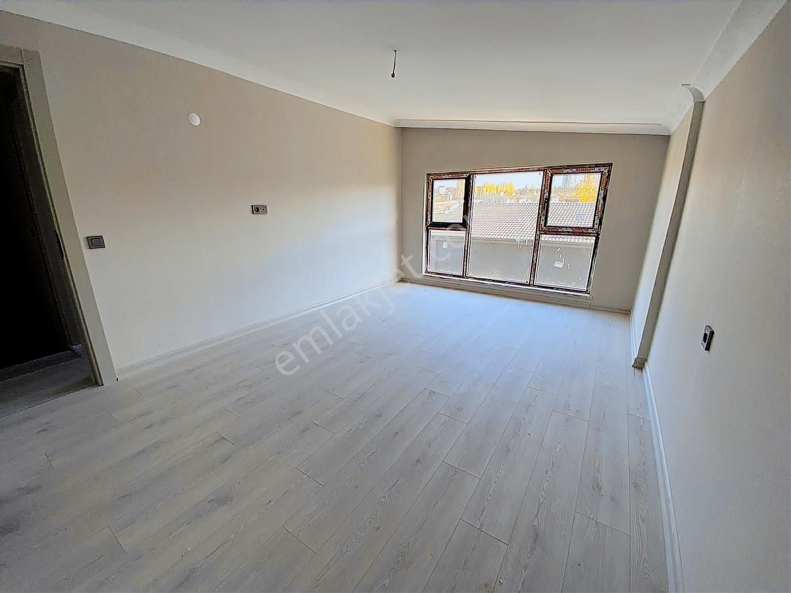 İncek Emlak'tan Sinema Ve Spor Salonlu Güvenlikli Sitede 2+1 - Görsel 45